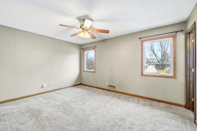 7339 Innsdale Avenue S, Cottage Grove, MN 55016