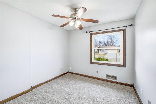 7339 Innsdale Avenue S, Cottage Grove, MN 55016