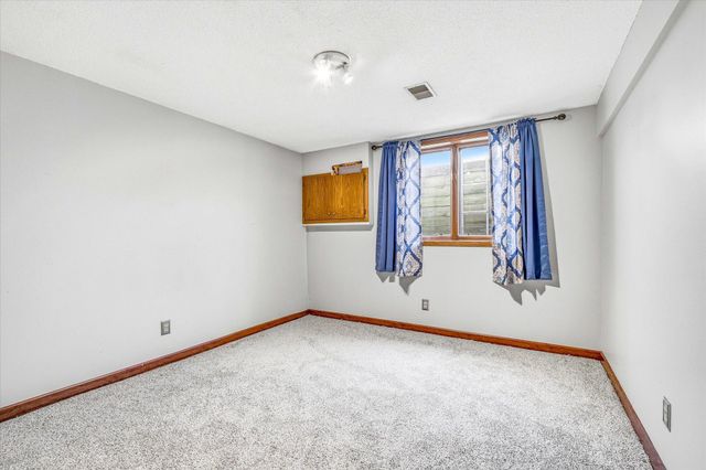 7339 Innsdale Avenue S, Cottage Grove, MN 55016