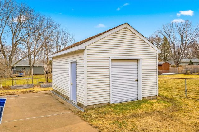 7339 Innsdale Avenue S, Cottage Grove, MN 55016