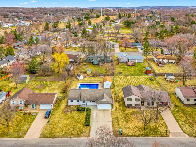 7339 Innsdale Avenue S, Cottage Grove, MN 55016