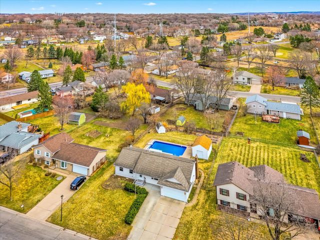 7339 Innsdale Avenue S, Cottage Grove, MN 55016