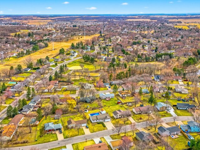 7339 Innsdale Avenue S, Cottage Grove, MN 55016