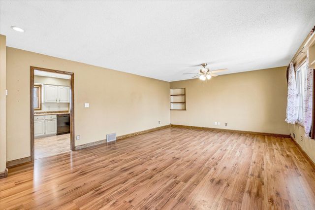 7339 Innsdale Avenue S, Cottage Grove, MN 55016