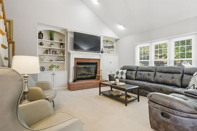 4 Scofield Court, Bloomington, IL 61704