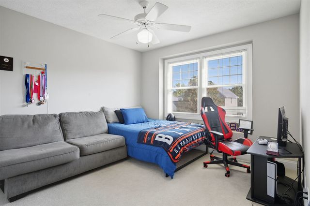 4 Scofield Court, Bloomington, IL 61704