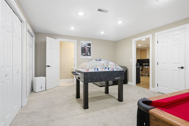 4 Scofield Court, Bloomington, IL 61704