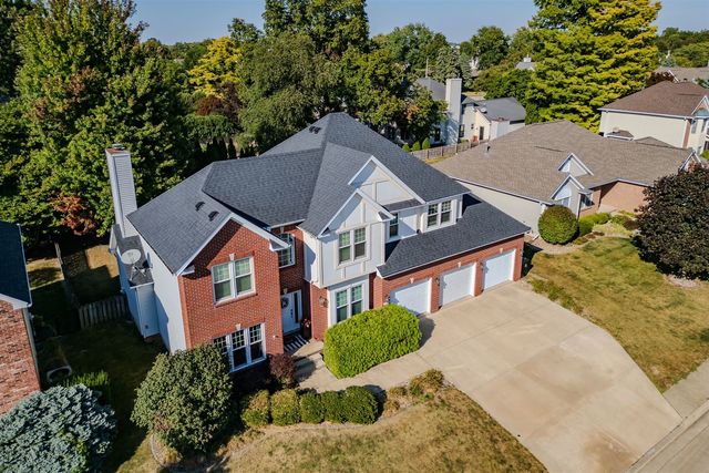 4 Scofield Court, Bloomington, IL 61704