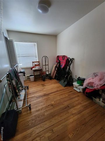 18925 Bentler Street, Detroit, MI 48219