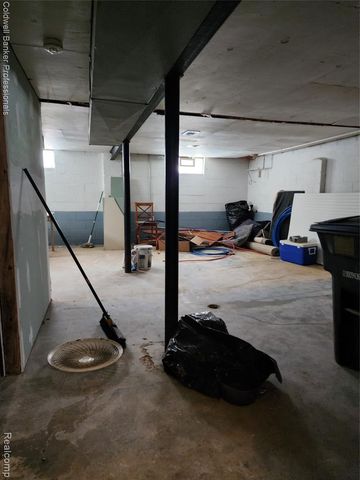 18925 Bentler Street, Detroit, MI 48219