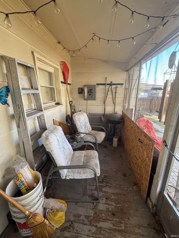 11 S Brownell Street, Peru, IN 46970