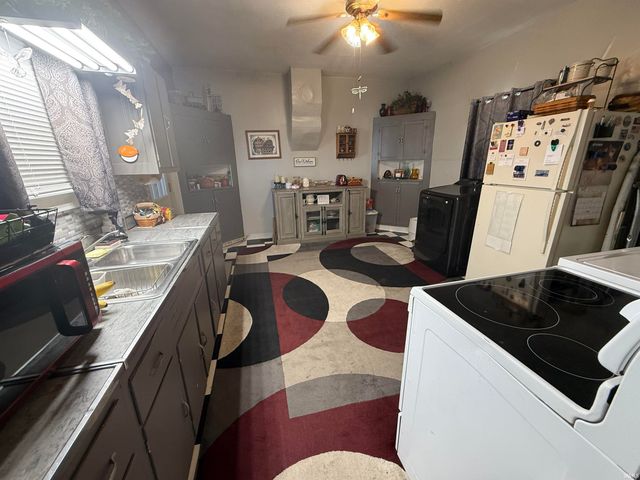 11 S Brownell Street, Peru, IN 46970