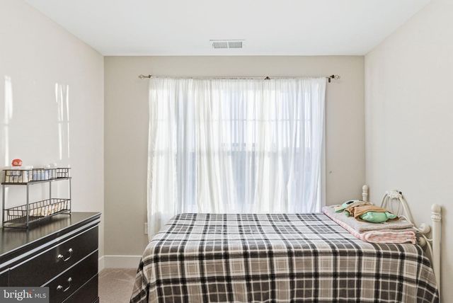 255 RECIFE CT, Martinsburg, WV 25403