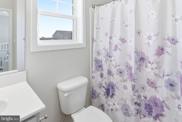 255 RECIFE CT, Martinsburg, WV 25403