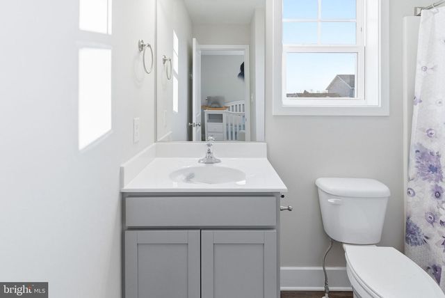 255 RECIFE CT, Martinsburg, WV 25403