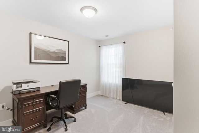 255 RECIFE CT, Martinsburg, WV 25403