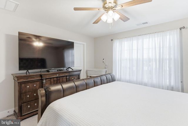 255 RECIFE CT, Martinsburg, WV 25403