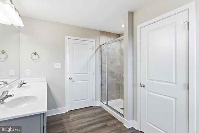 255 RECIFE CT, Martinsburg, WV 25403