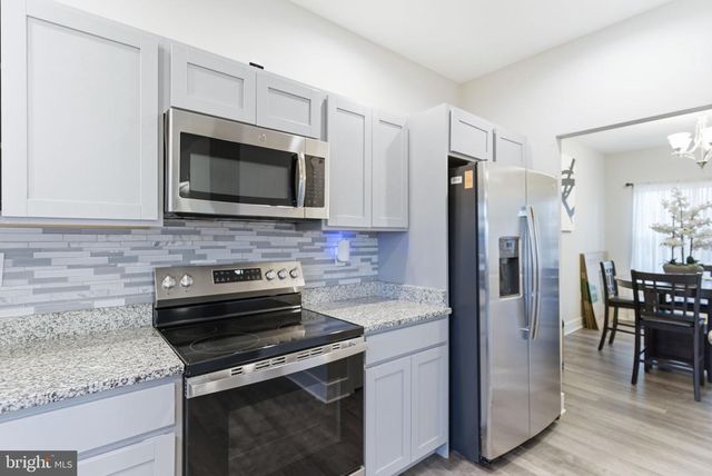 255 RECIFE CT, Martinsburg, WV 25403