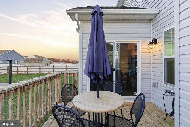 255 RECIFE CT, Martinsburg, WV 25403