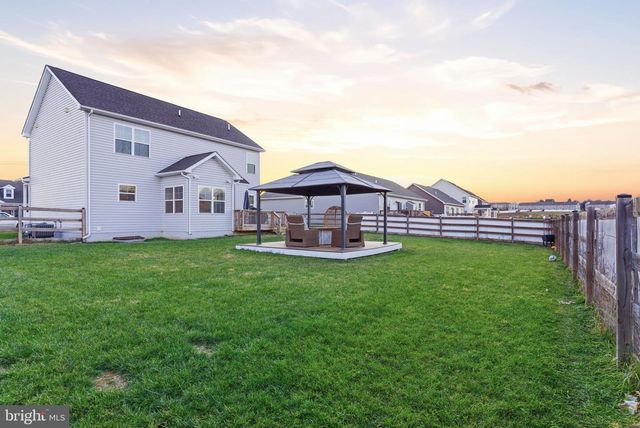 255 RECIFE CT, Martinsburg, WV 25403