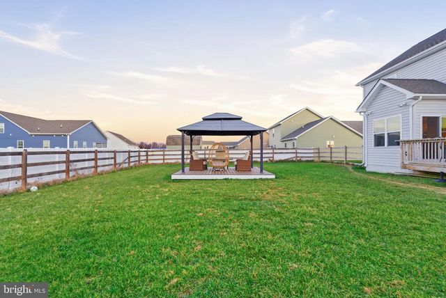 255 RECIFE CT, Martinsburg, WV 25403