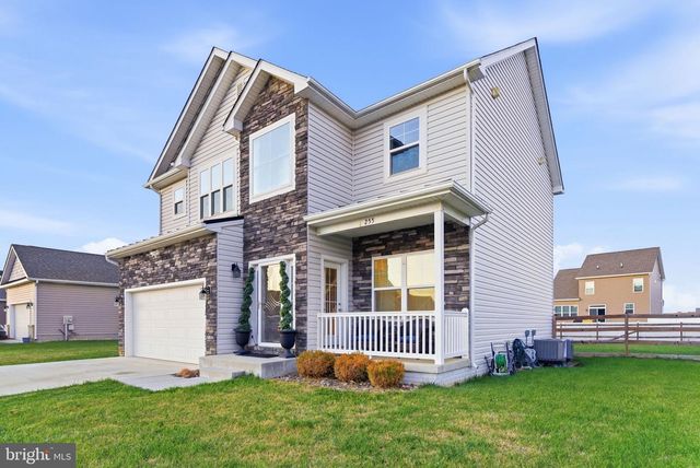 255 RECIFE CT, Martinsburg, WV 25403