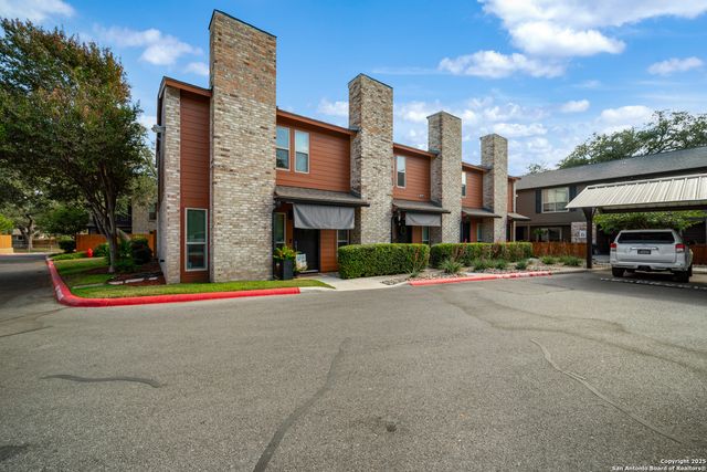 2718 Old Field Dr Apt 502, San Antonio, TX 78247
