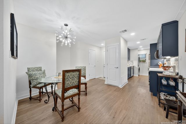 2718 Old Field Dr Apt 502, San Antonio, TX 78247