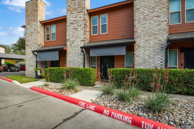 2718 Old Field Dr Apt 502, San Antonio, TX 78247