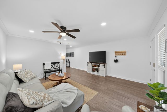 2718 Old Field Dr Apt 502, San Antonio, TX 78247
