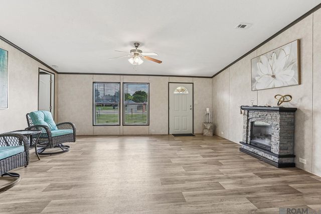 40214 Hwy 42, Prairieville, LA 70769