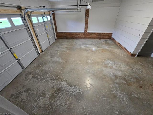 3669 W Greensboro Chapel Hill Road, Liberty, NC 27298