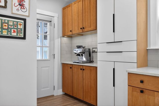 37-39 Bond Street 37, Somerville, MA 02145