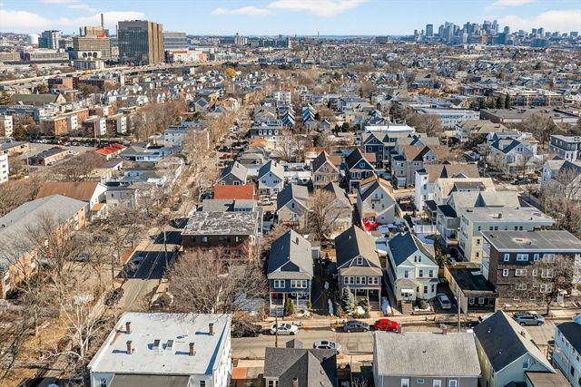 37-39 Bond Street 37, Somerville, MA 02145