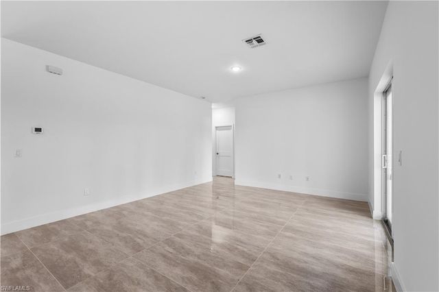 1142 Dutchess ST E, Lehigh Acres, FL 33974