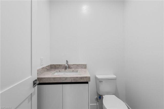 1142 Dutchess ST E, Lehigh Acres, FL 33974
