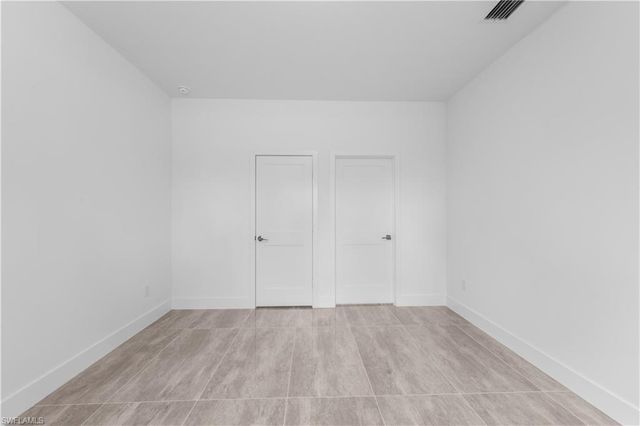 1142 Dutchess ST E, Lehigh Acres, FL 33974