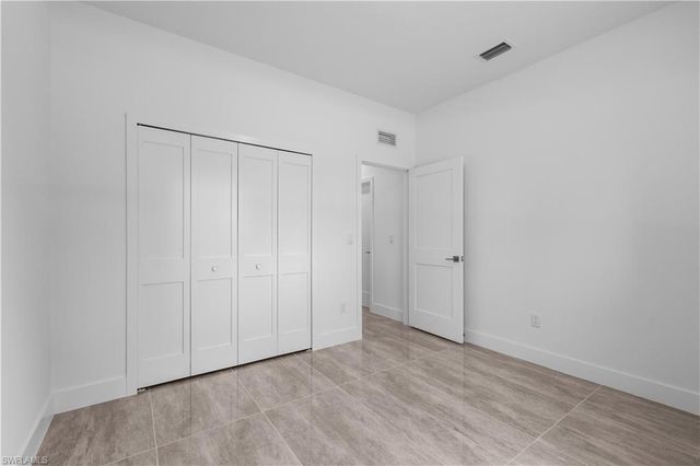 1142 Dutchess ST E, Lehigh Acres, FL 33974