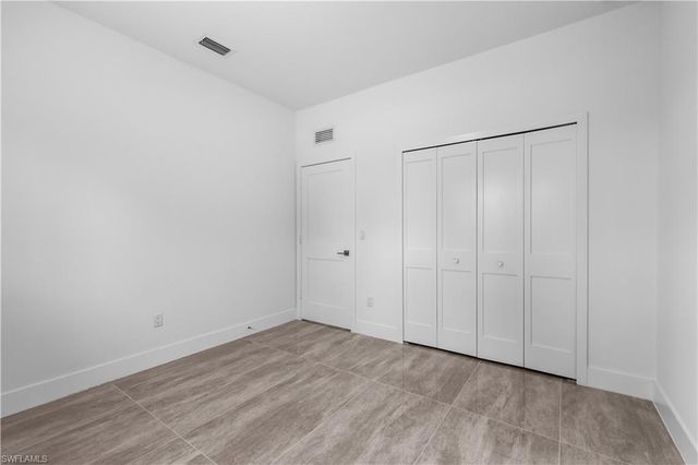 1142 Dutchess ST E, Lehigh Acres, FL 33974