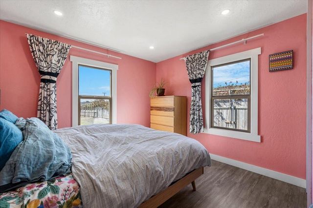 6112 Elk River Road, Elk River, CA 95503