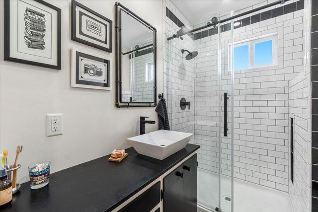 6112 Elk River Road, Elk River, CA 95503