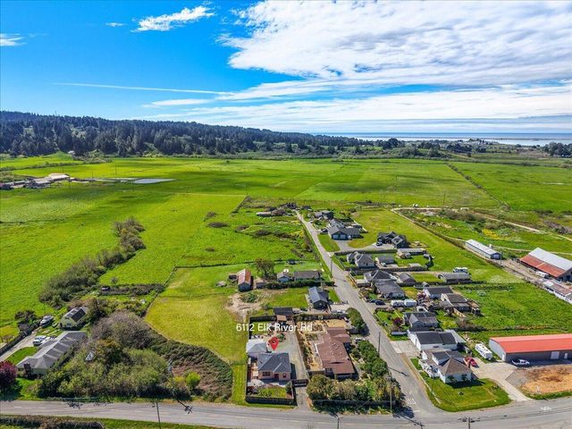6112 Elk River Road, Elk River, CA 95503