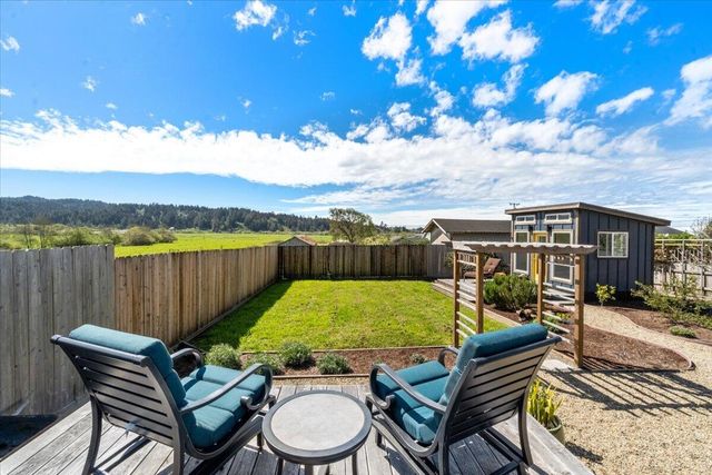 6112 Elk River Road, Elk River, CA 95503