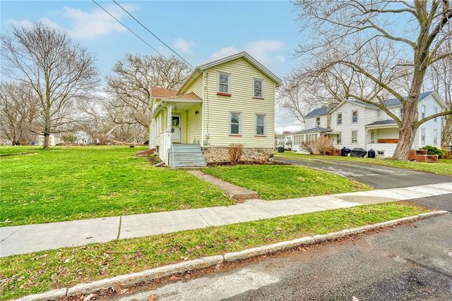 126 Phoenix Street, Canandaigua City, NY 14424