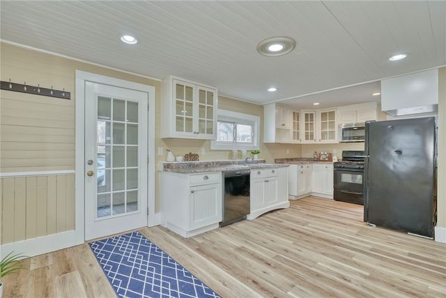 126 Phoenix Street, Canandaigua City, NY 14424