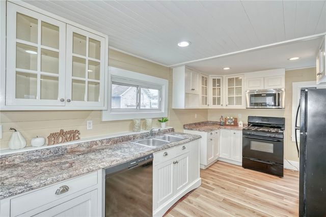 126 Phoenix Street, Canandaigua City, NY 14424