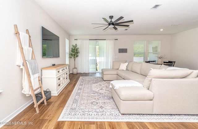 2329 GLADE Lane, Green Cove Springs, FL 32043