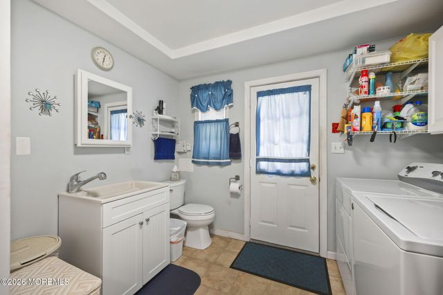 2 Hill Street, Hazlet, NJ 07730