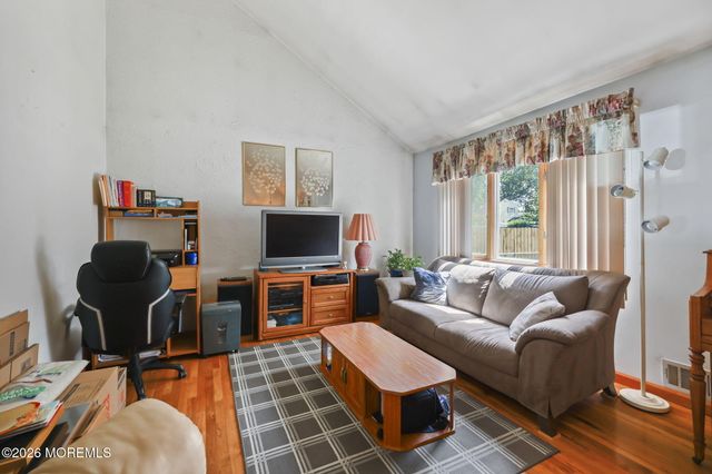 2 Hill Street, Hazlet, NJ 07730